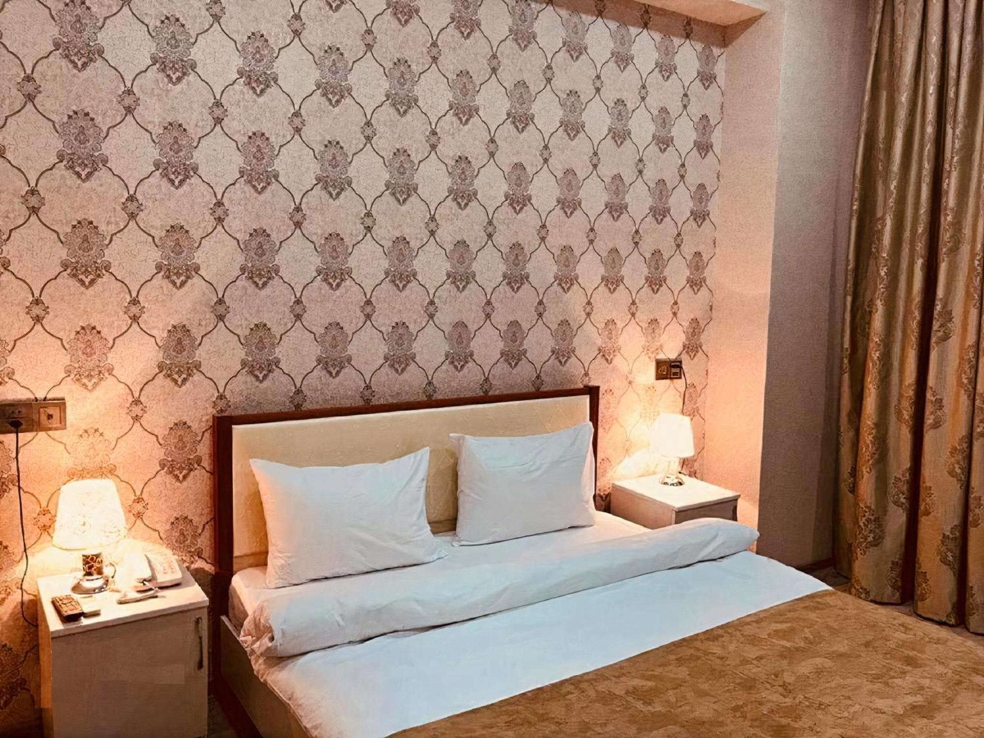 Nord West Hotel Baku Bagian luar foto