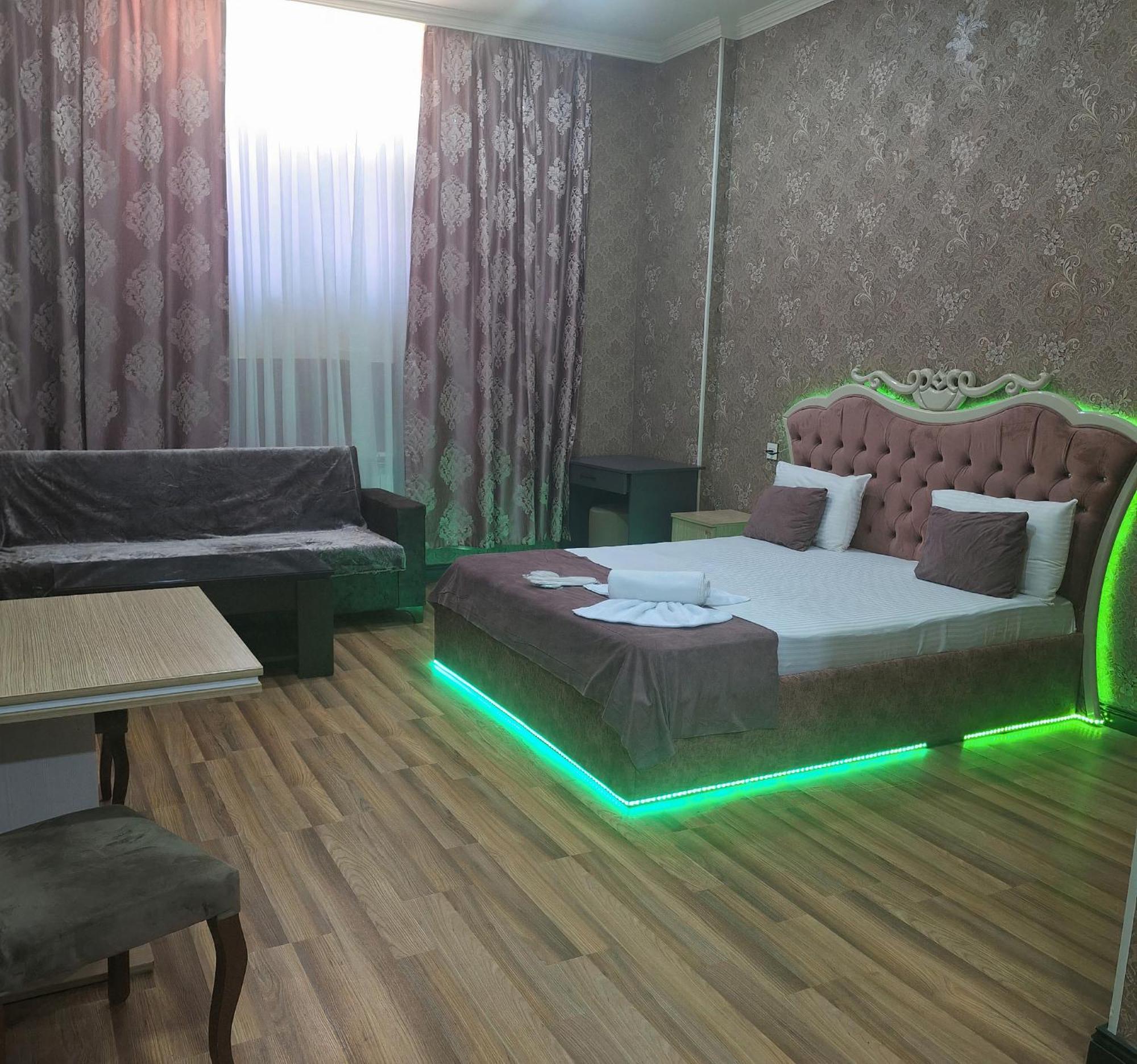 Nord West Hotel Baku Bagian luar foto