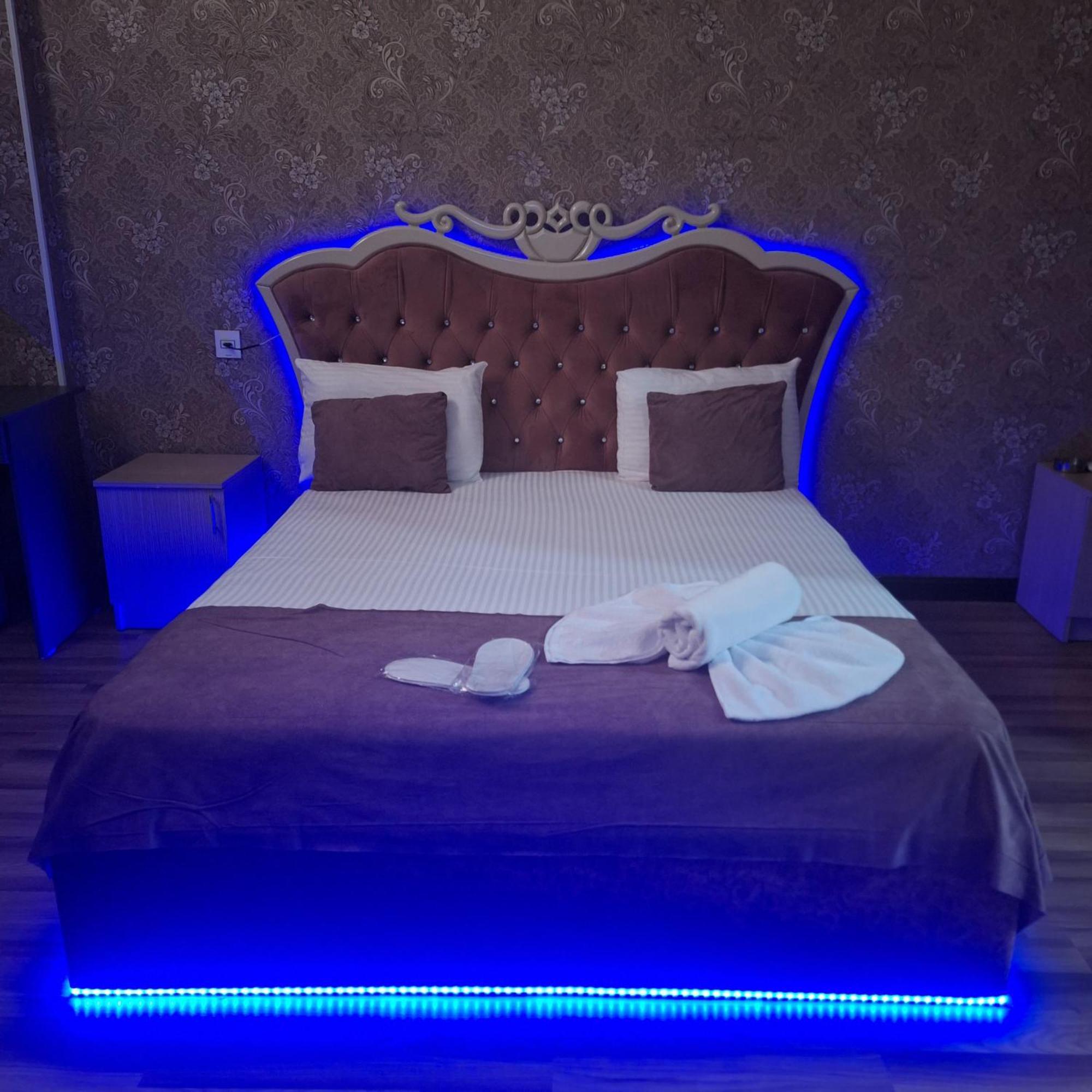 Nord West Hotel Baku Bagian luar foto